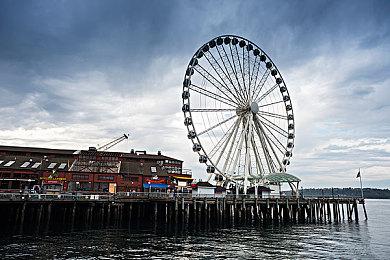 《破晓传说》发售一周年 官方发布贺图纪念